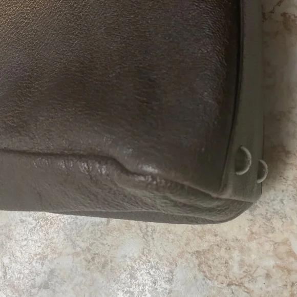 Fendi Peekaboo bag, brown leather, zucca print inside , no shoulder strap. - Picture 11 of 16